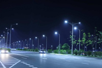 茂碩電源:百萬智能驅(qū)動,璀璨福建夜色,節(jié)能新紀(jì)元震撼啟航!